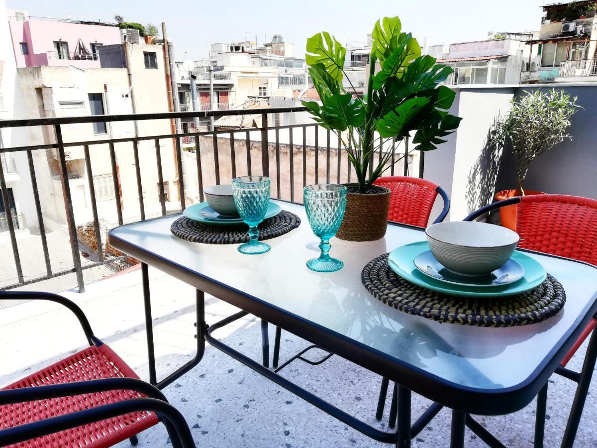 דירות אתונה As Jacuzzi On Privet Roof Top With Acropolis View מראה חיצוני תמונה